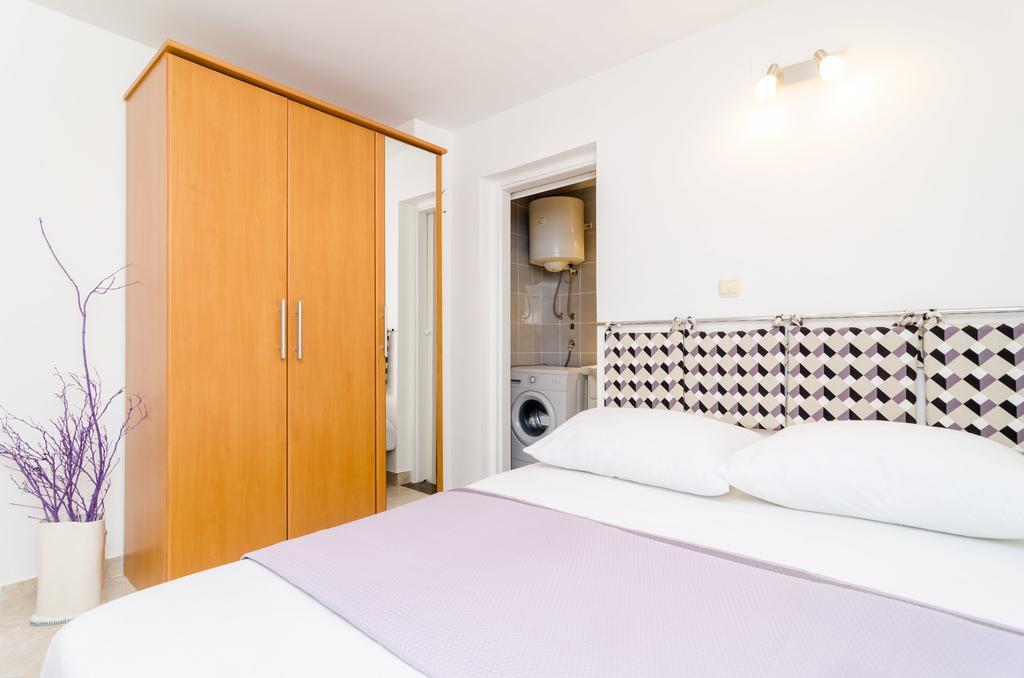 Plavac Mali Apartment